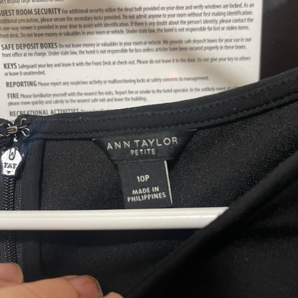 Ann Taylor Classic Black Ruched Sleeve Dress Size 10P - Picture 6 of 6